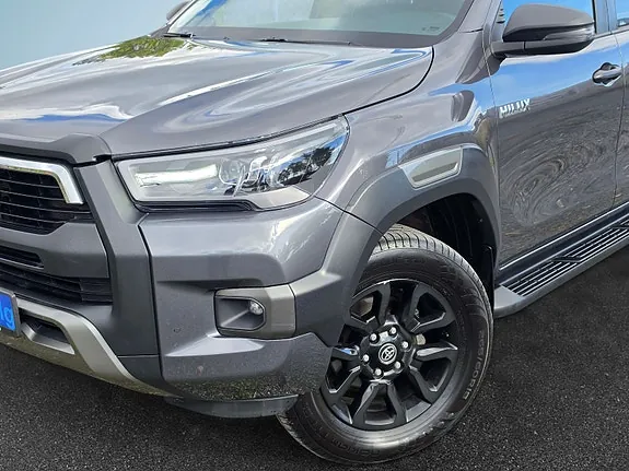 Toyota Hilux 2021 photo 2