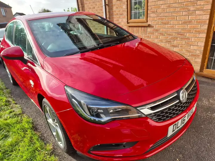 Vauxhall Astra 2016 photo 3