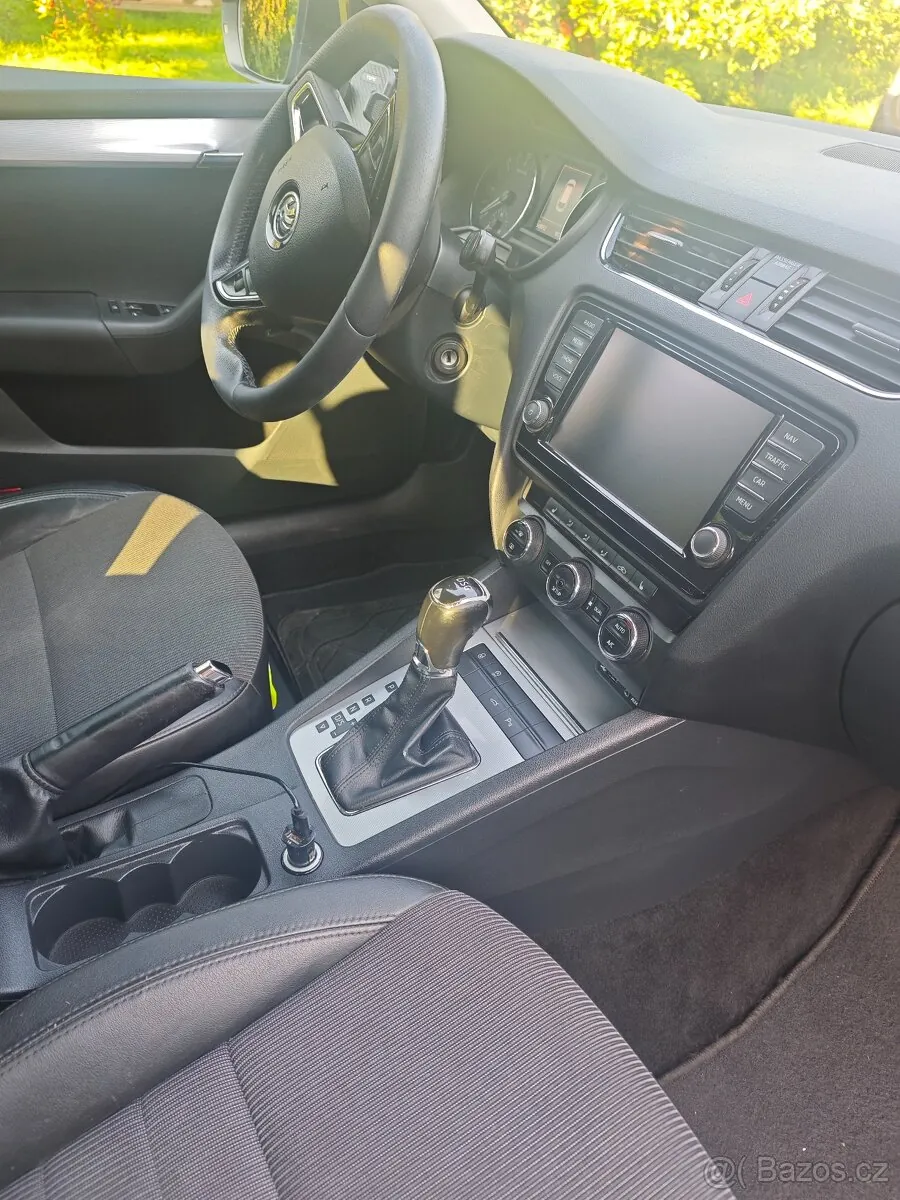 Skoda Octavia Iii Combi 2014 photo 2