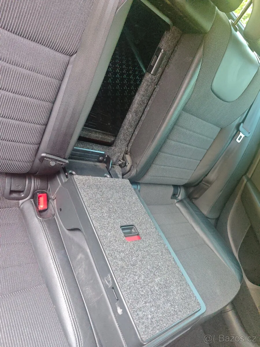 Skoda Octavia Iii Combi 2014 photo 4