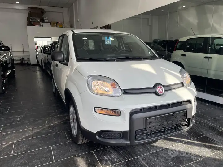 Fiat Panda 2024 photo 2