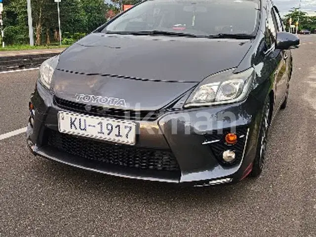 Toyota Prius 2011 photo 2