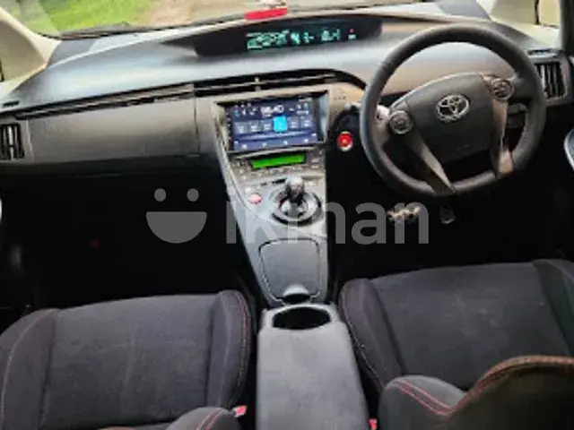 Toyota Prius 2011 photo 4