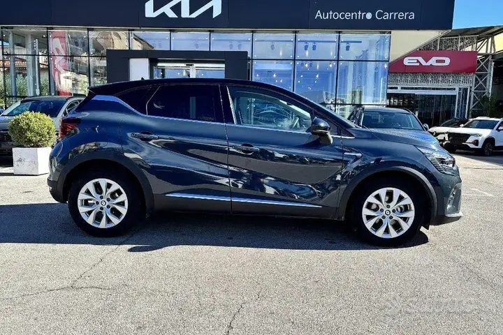 Renault Captur 2022 photo 4