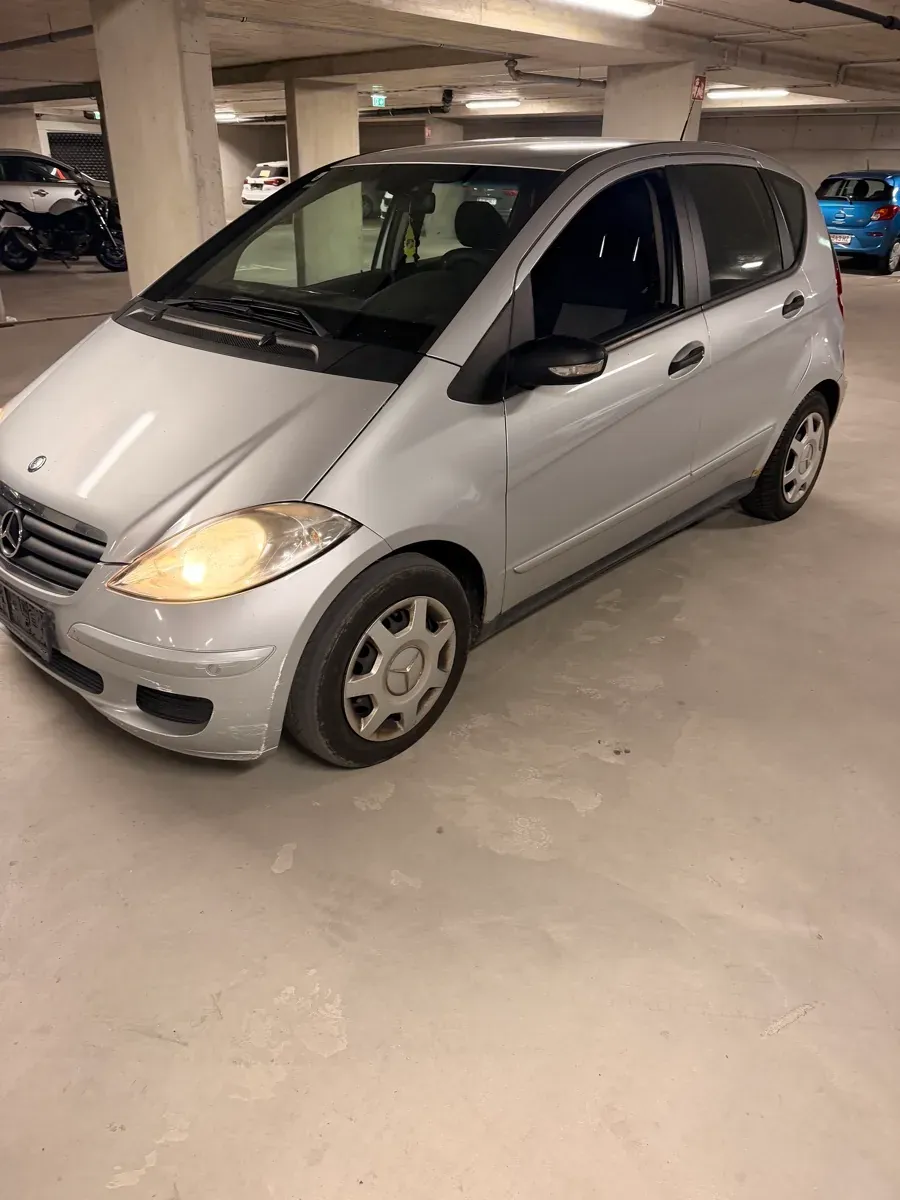 Mercedes-Benz A-Class 2006 photo 2