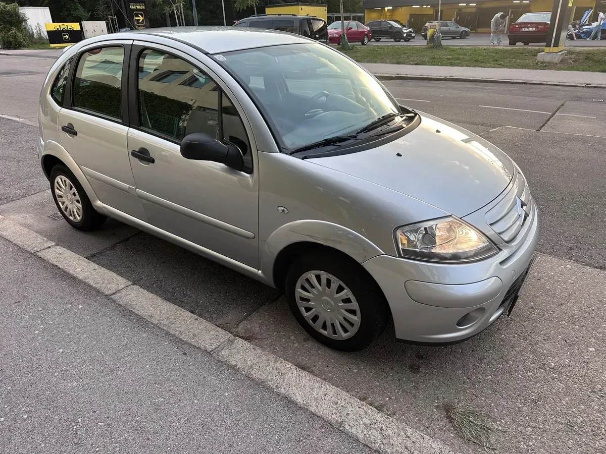 Citroen C3 2009 photo 2