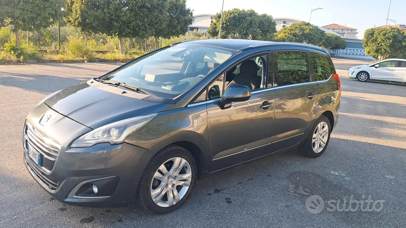 Peugeot 5008 2014 photo 3