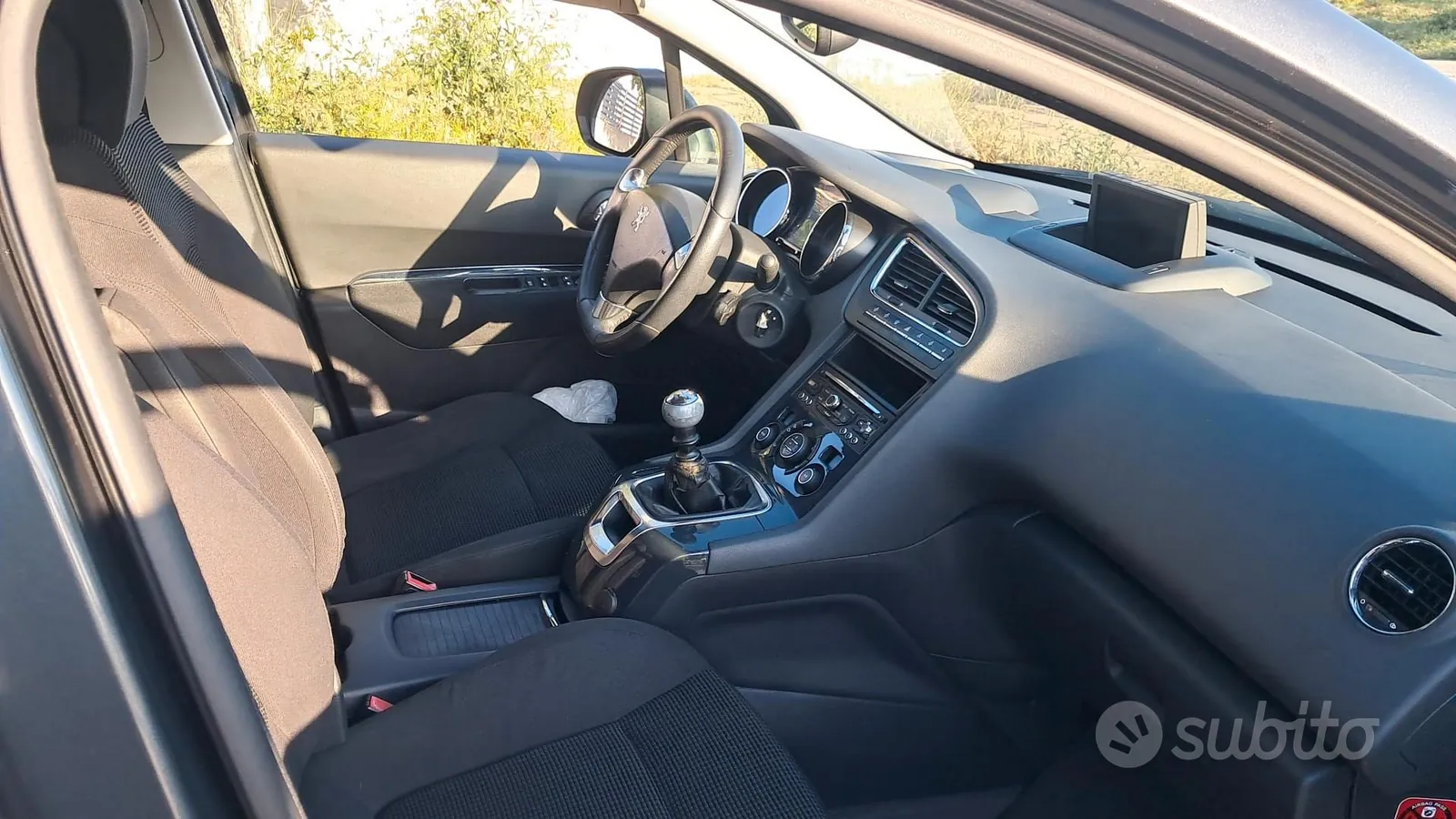 Peugeot 5008 2014 photo 4