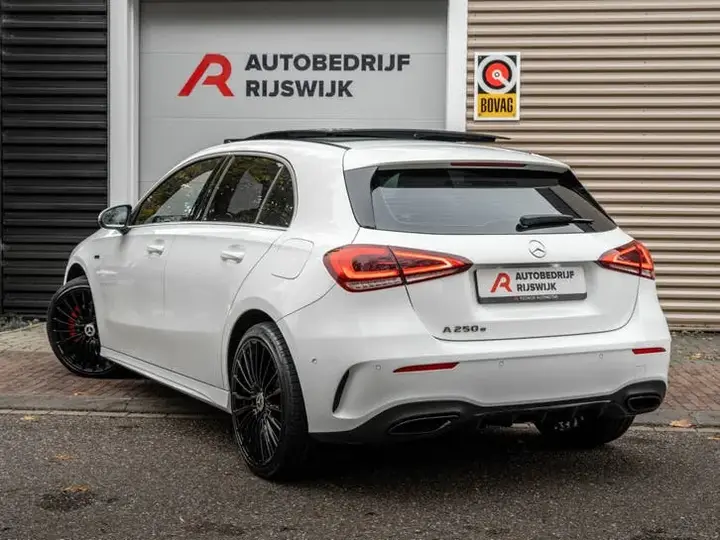 Mercedes-Benz A-Class 2021 photo 3