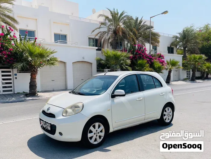 Nissan Micra 2012 photo 5