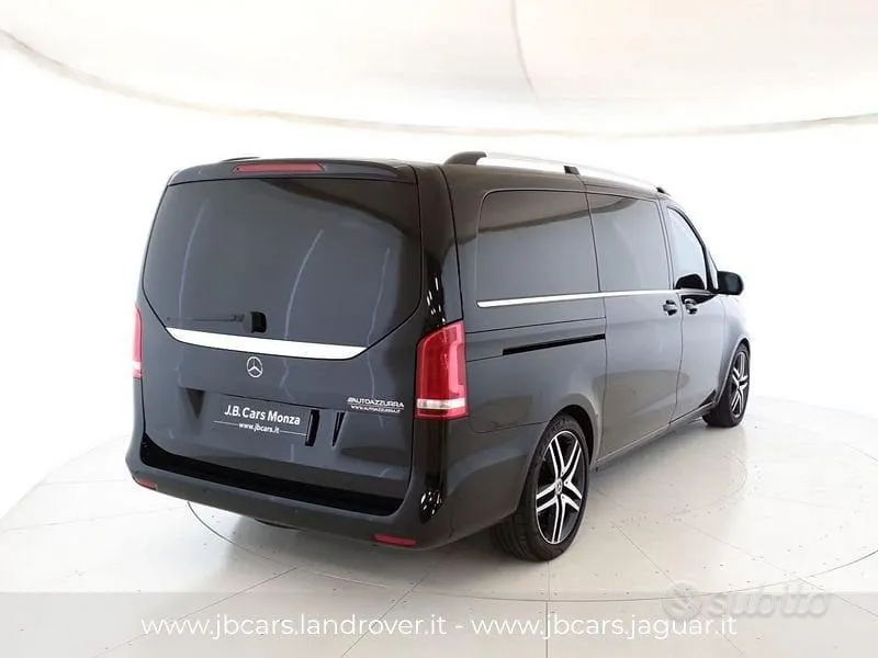 Mercedes-Benz Class V 2021 photo 2