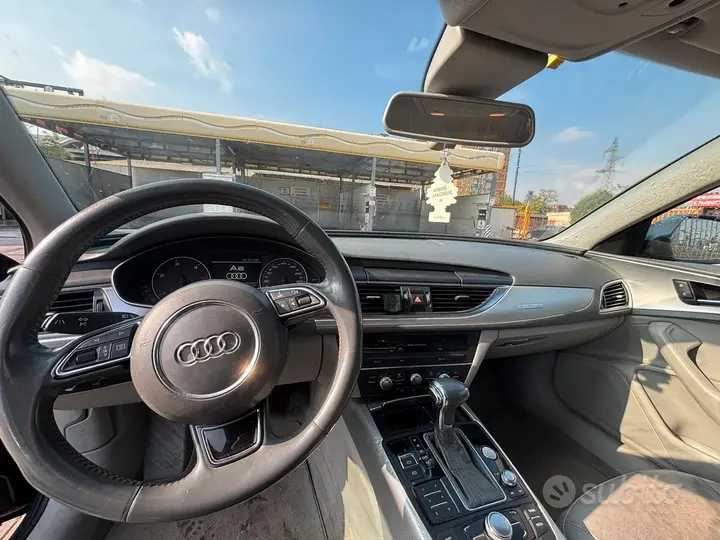 Audi A6 2012 photo 4