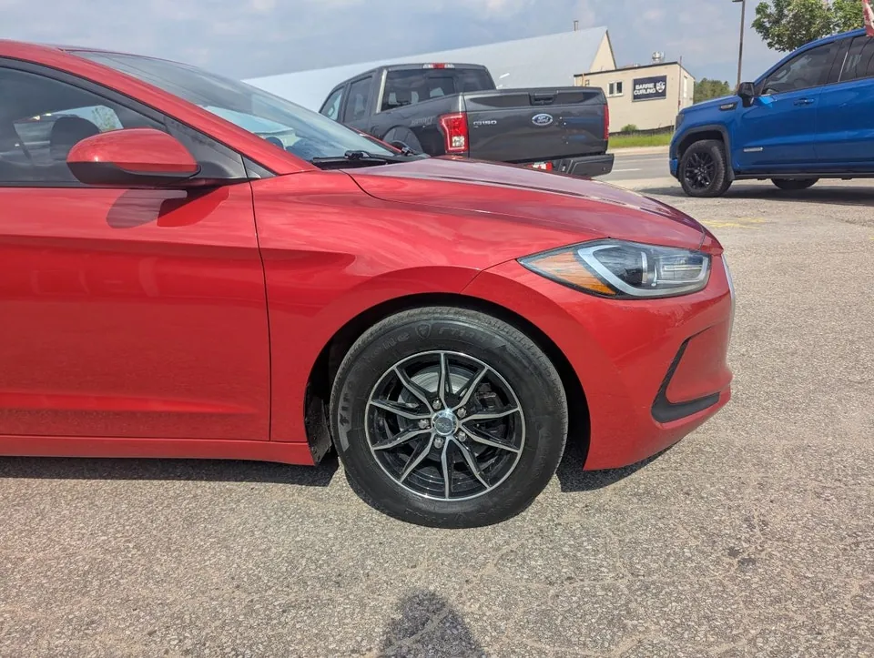 Hyundai Elantra 2017 photo 4