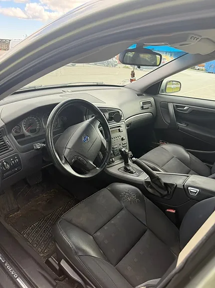 Volvo V70 2006 photo 2