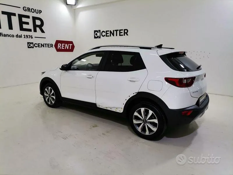 Kia Stonic 2025 photo 4