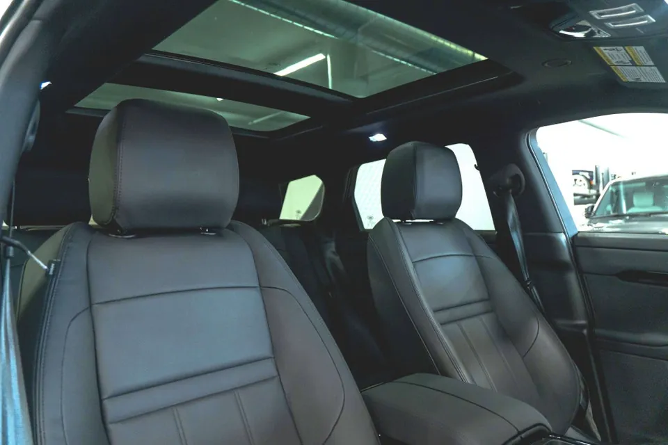 Land Rover Range Rover Evoque 2026 photo 3