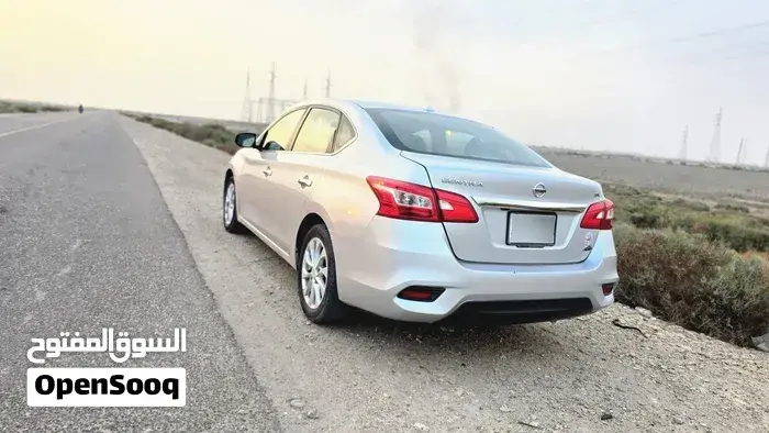 Nissan Sentra 2019 photo 2