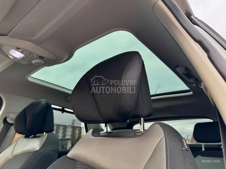 Citroen C4 Picasso 2017 photo 2