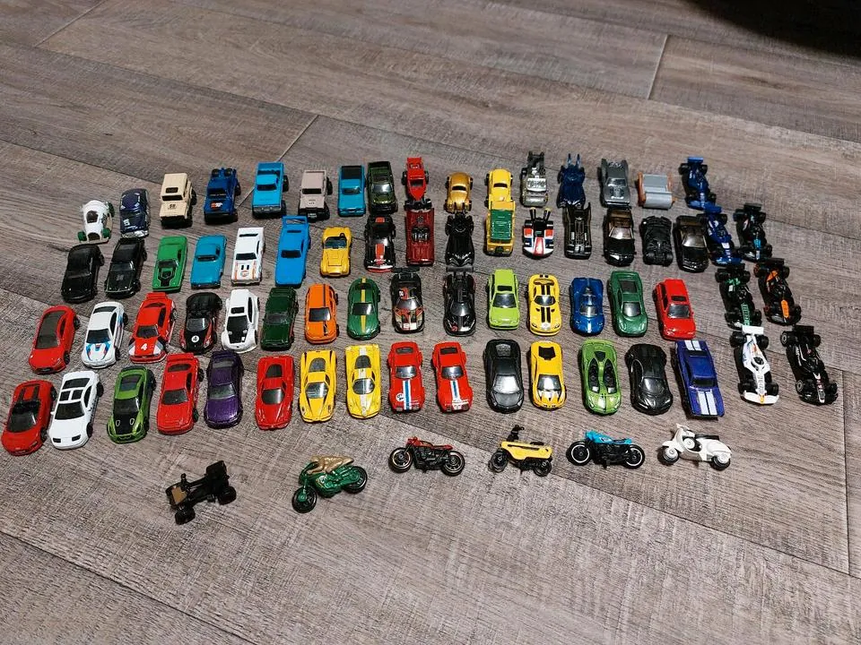Hot Wheels Autos