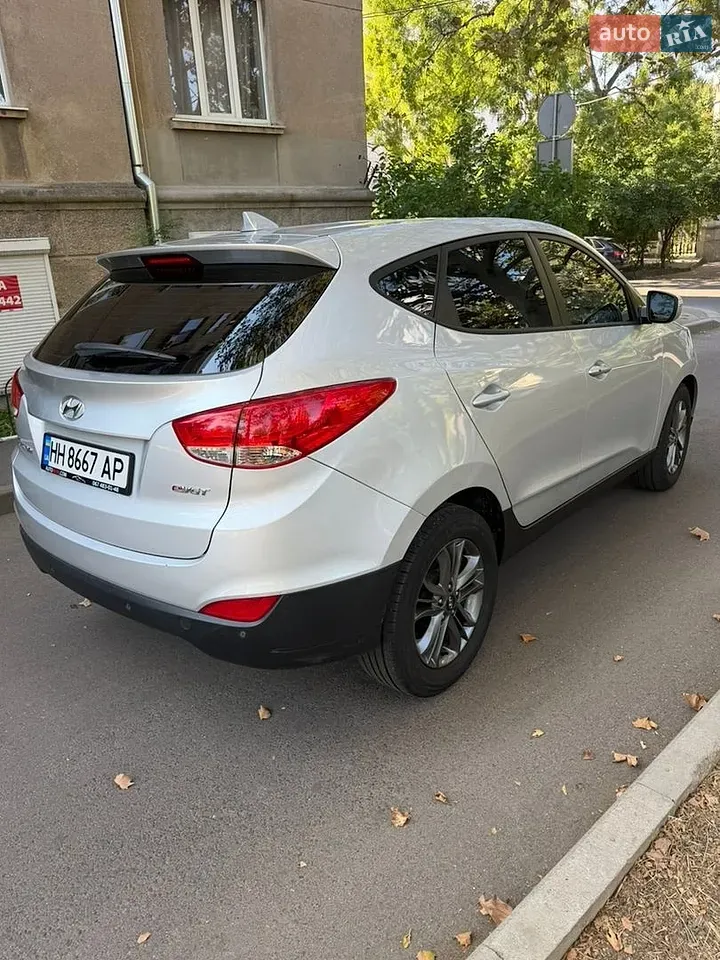 Hyundai Tucson 2014 photo 2