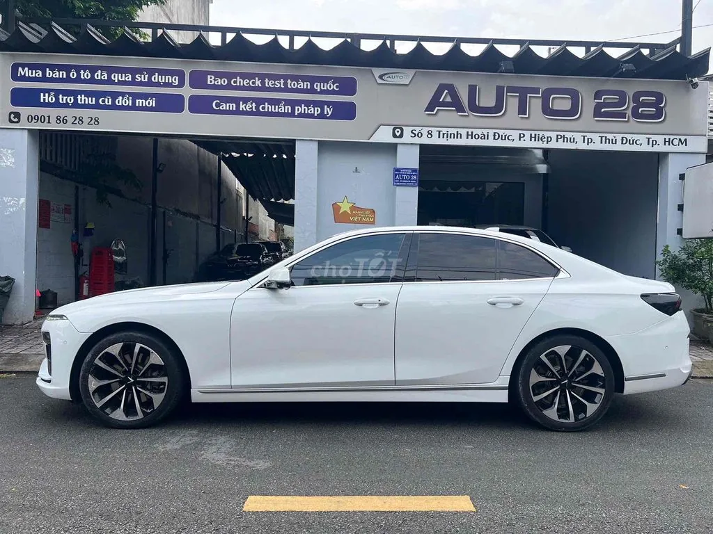 Vinfast Lux A2.0 2022 photo 2