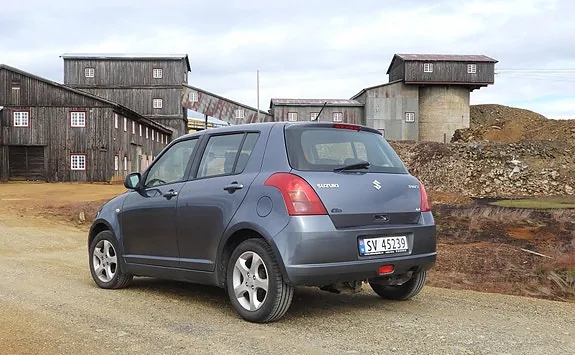 Suzuki Swift 2006 photo 3