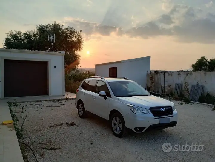 Subaru Forester 2014 photo 2