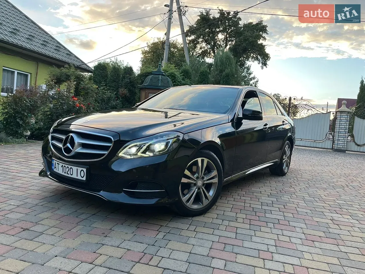 Mercedes-Benz E-Class 2014 photo 3