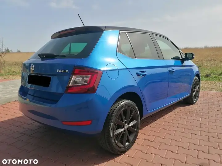 Skoda Fabia 2019 photo 3