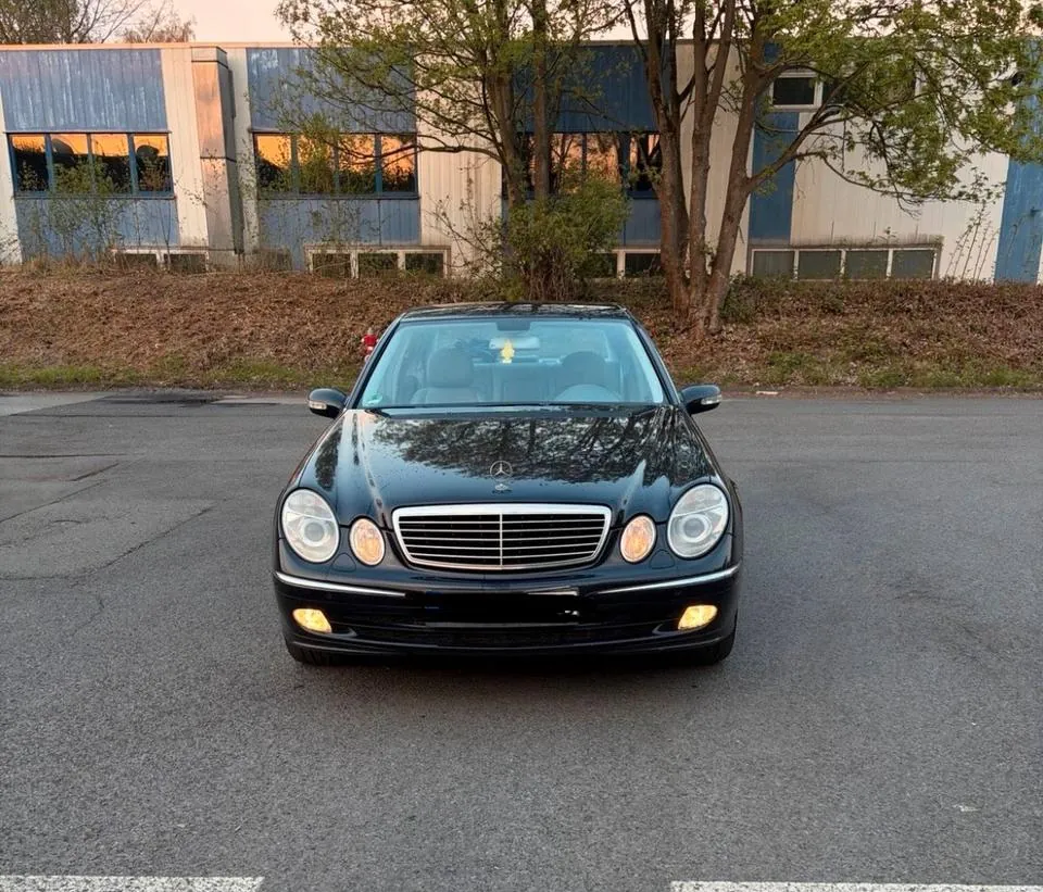 Mercedes-Benz E 280