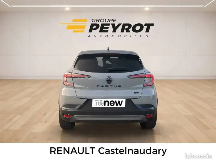 Renault Captur 2026 photo 4