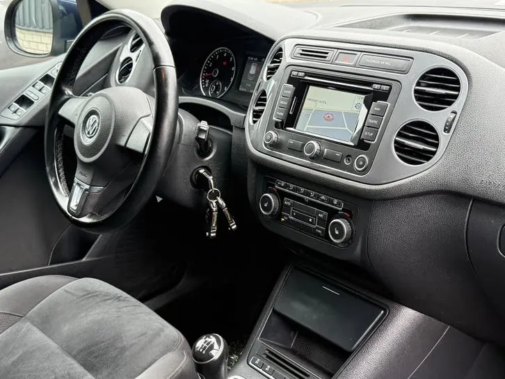 Volkswagen Tiguan 2015 photo 2