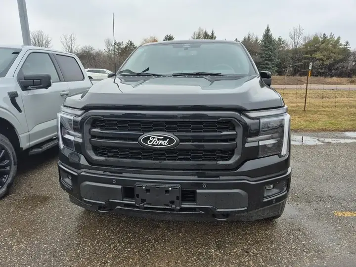 Ford F-150 2026 photo 2