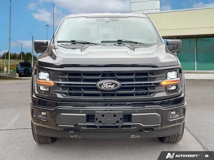 Ford F-150 2025 photo 3