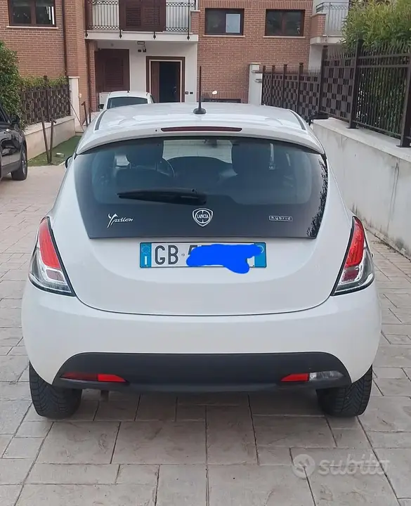 Lancia Ypsilon 2020 photo 2