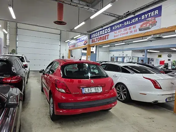Peugeot 207 2010 photo 5