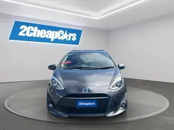 Toyota Aqua 2017 photo 3