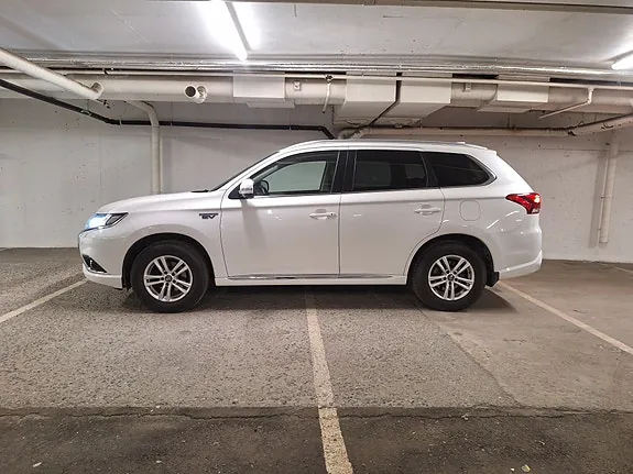 Mitsubishi Outlander 2016 photo 4