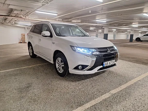 Mitsubishi Outlander 2016 photo 3