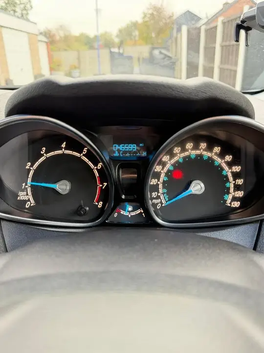 Ford Fiesta 2014 photo 5