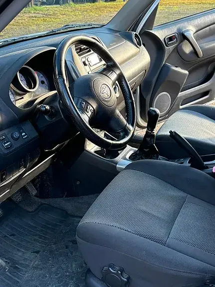 Toyota Rav4 2004 photo 3