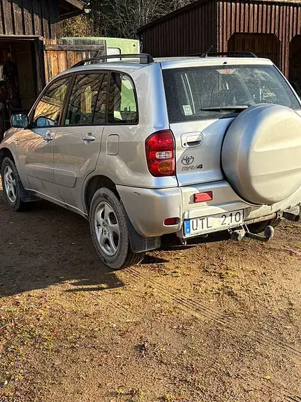 Toyota Rav4 2004 photo 2