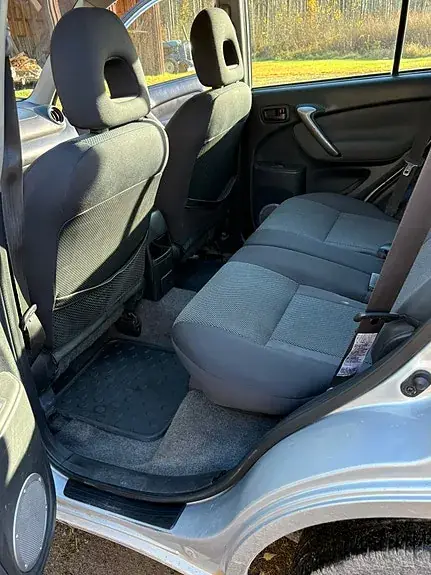 Toyota Rav4 2004 photo 4