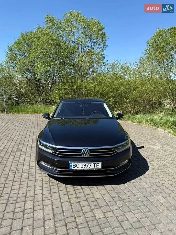 Volkswagen Passat 2019 photo 2