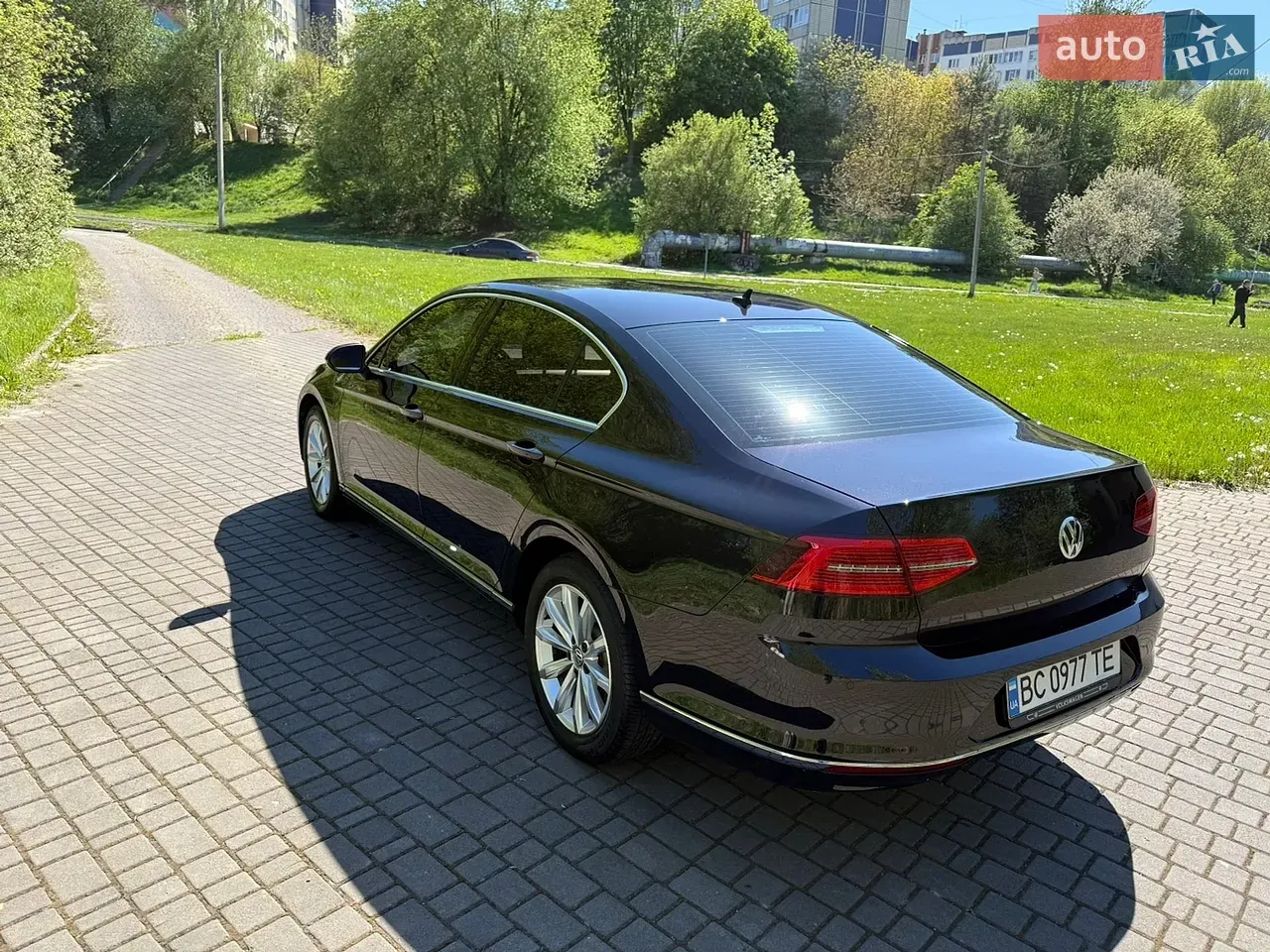 Volkswagen Passat 2019 photo 5