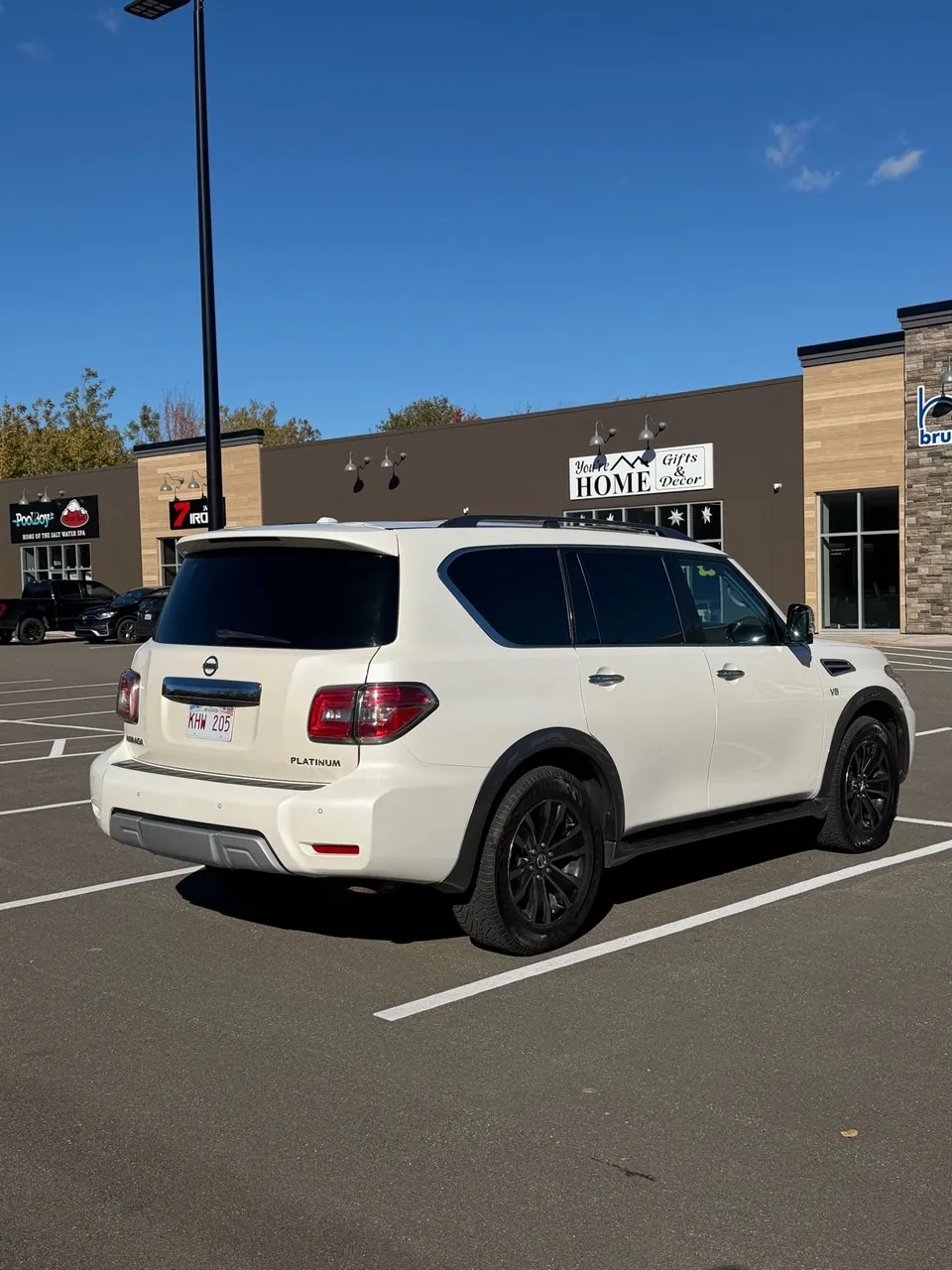 Nissan Armada 2017 photo 2