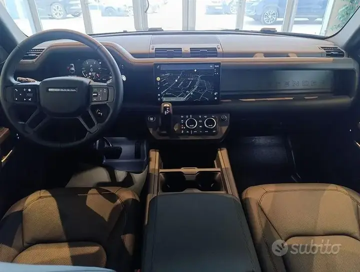 Land Rover Defender 2025 photo 4