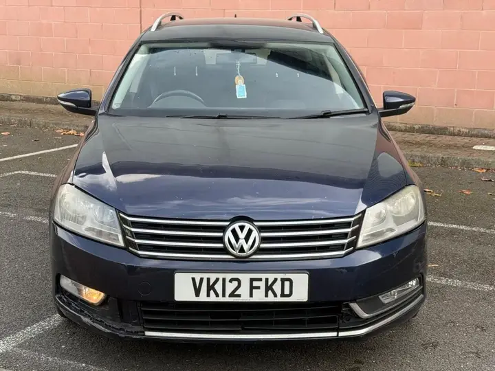 Volkswagen Passat 2012 photo 4