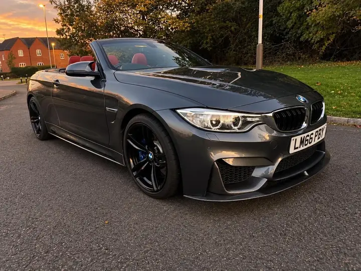 BMW M4 2016 photo 3