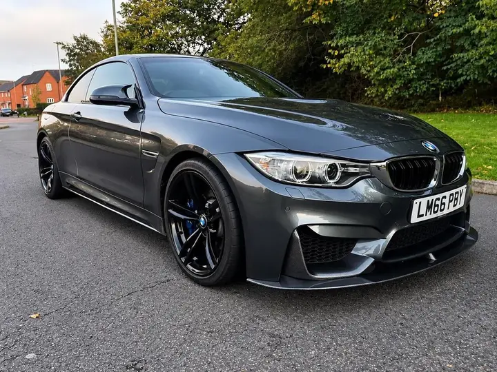 BMW M4 2016 photo 2